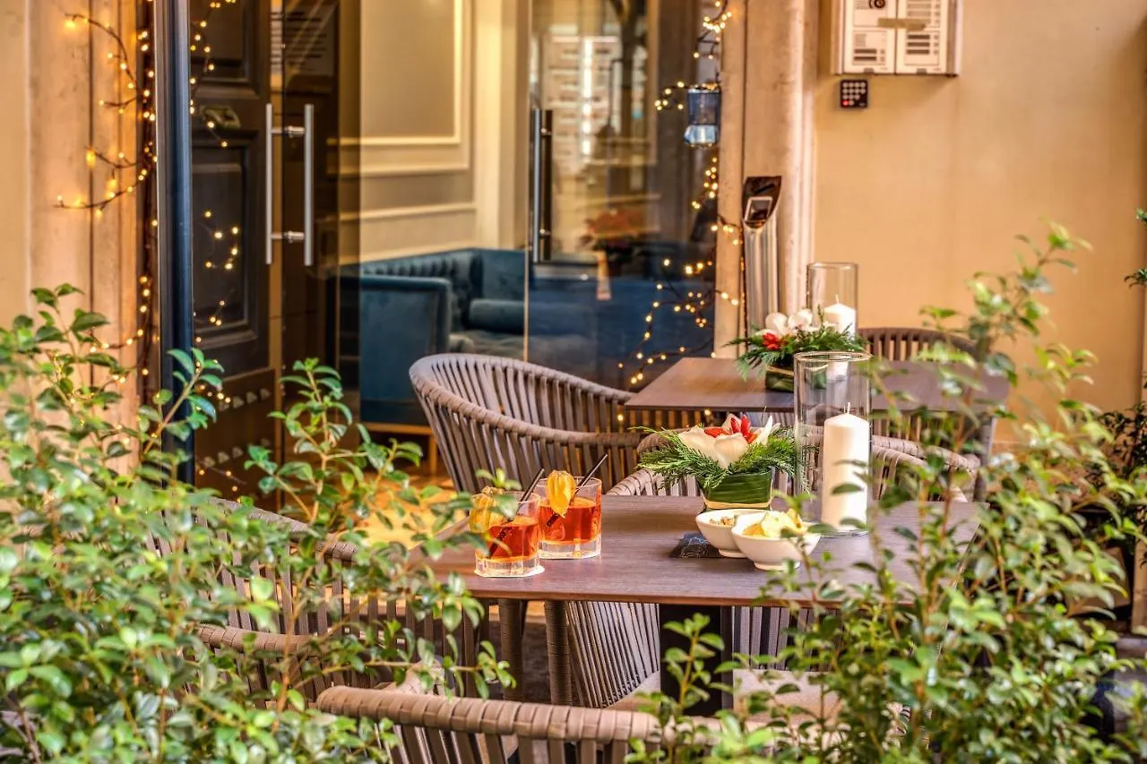 Hotel 55 Fifty-Five - Maison D'Art Collection Rome Italy